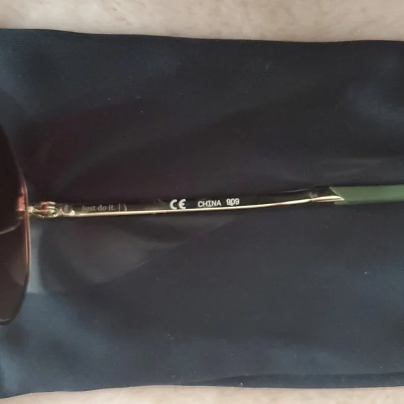 Nike Ascendant Aviator Sunglasses - Picture 6 of 9